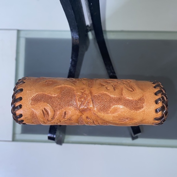 Vintage Tooled Leather Wallet FLORAL BOTANICAL Wallet with Coin Pouch 1960/1970 - Picture 13 of 15